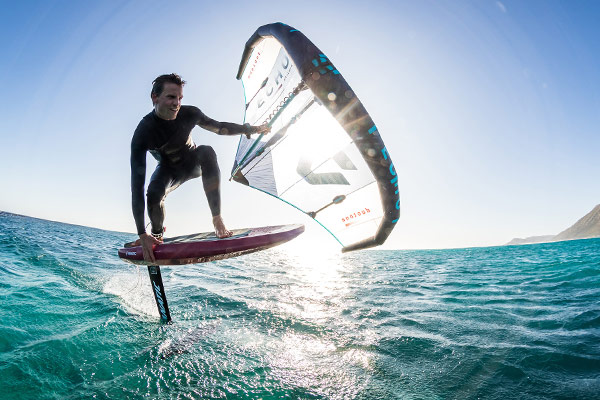 Klaas-Wing1 Klaas-Wing1